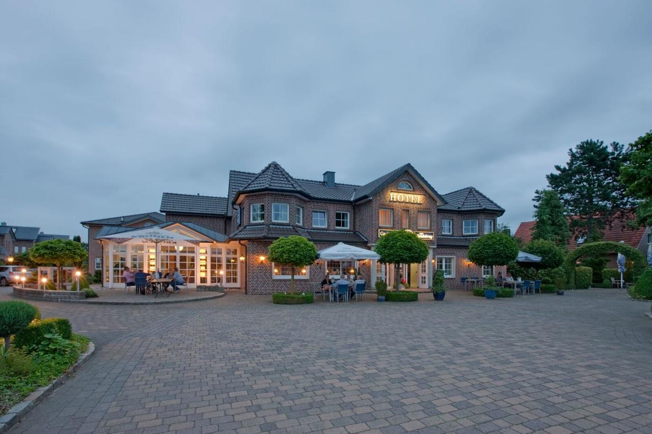 Hotel Restaurant Zum Heidekrug Bersenbruck Bagian luar foto
