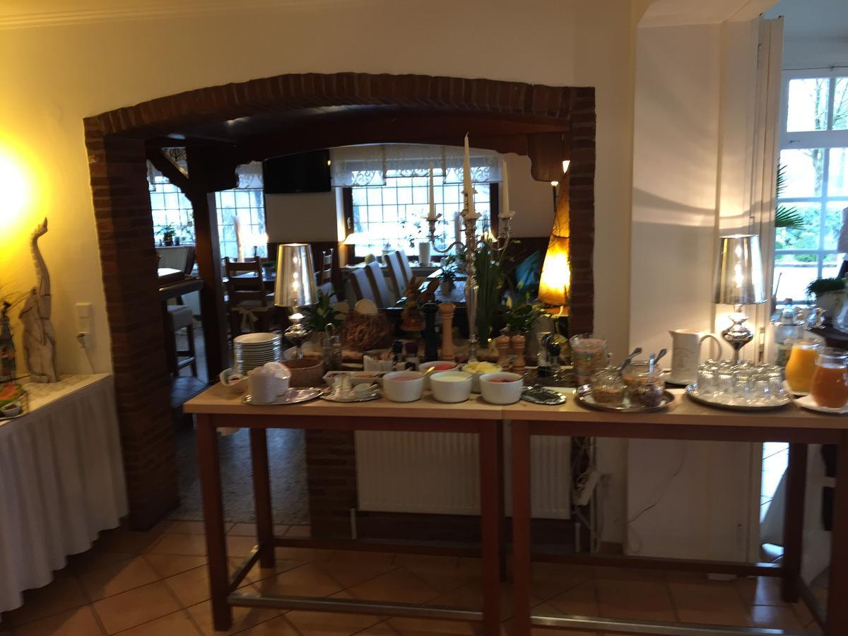 Hotel Restaurant Zum Heidekrug Bersenbruck Bagian luar foto